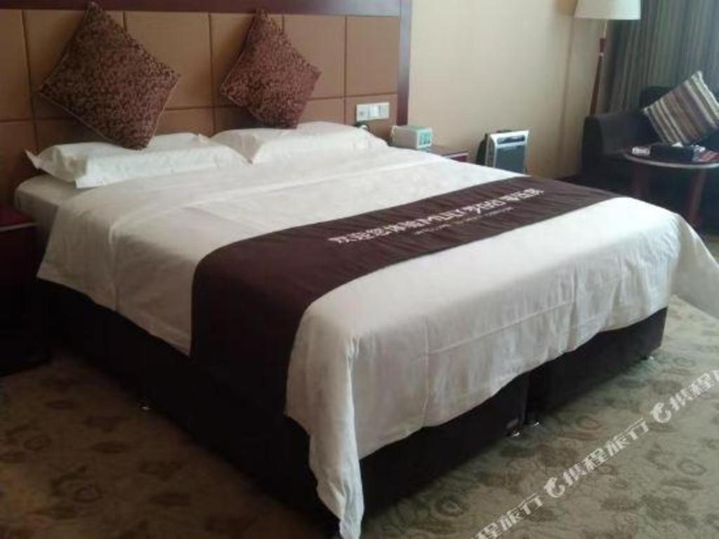 Qingdao Chengyang Detai Hotel Exterior foto